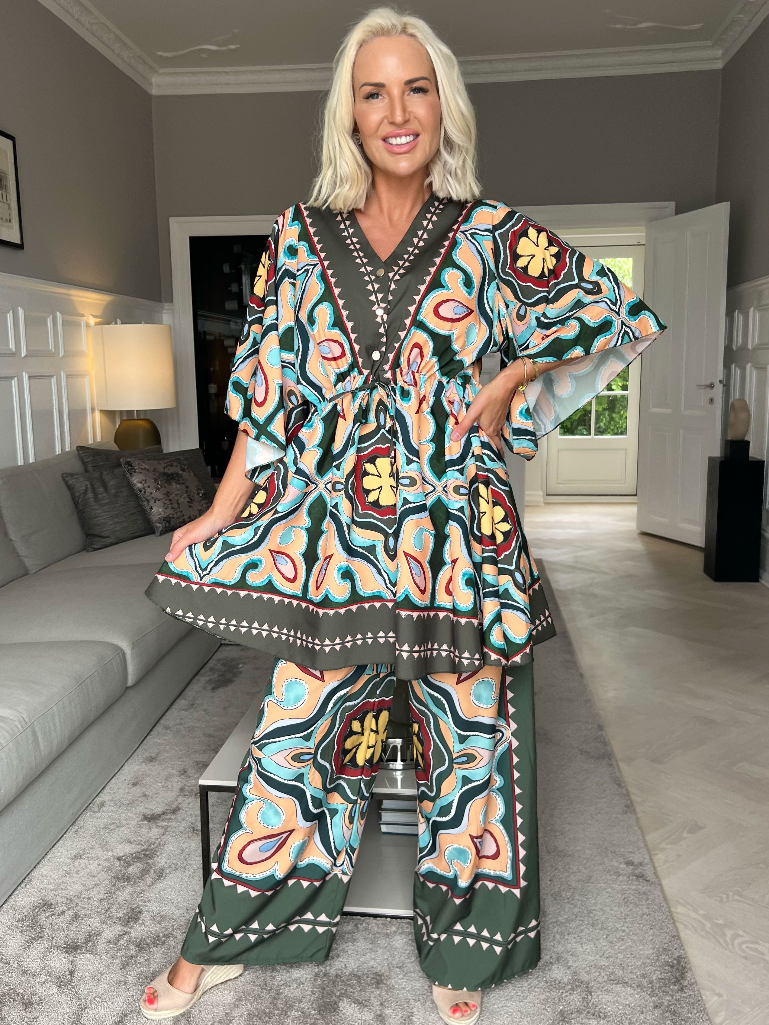 Yeva Tunika - Lang mønstret tunika med bindebånd